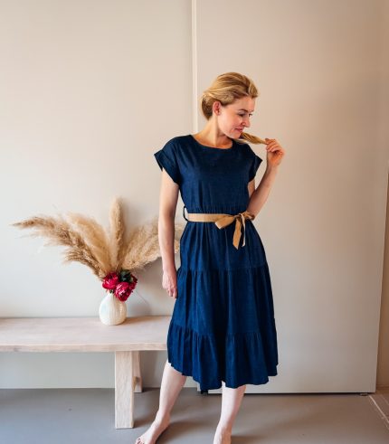 Obleka BLOUSE Obleka BLOUSE
